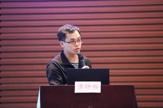 说明: EU4A1538
